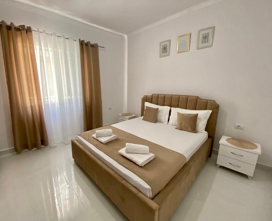Ona Apartament Saranda Extérieur photo