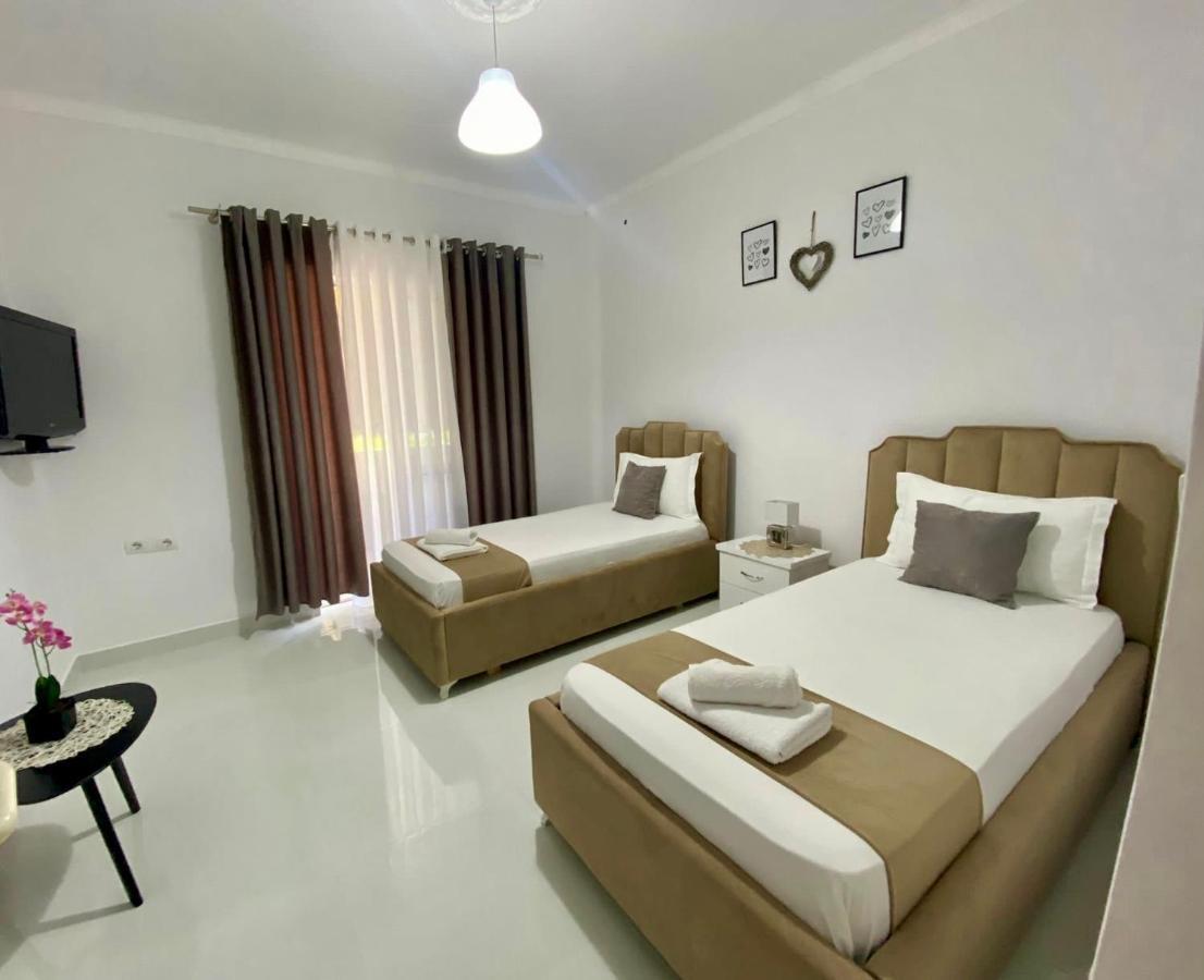 Ona Apartament Saranda Extérieur photo